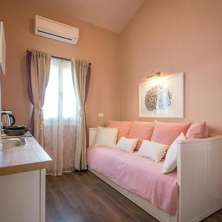 No 4 One Bedroom Nautilus