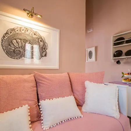 No 4 One Bedroom Nautilus Symi