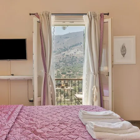 Appartamento No 4 One Bedroom Nautilus Sými